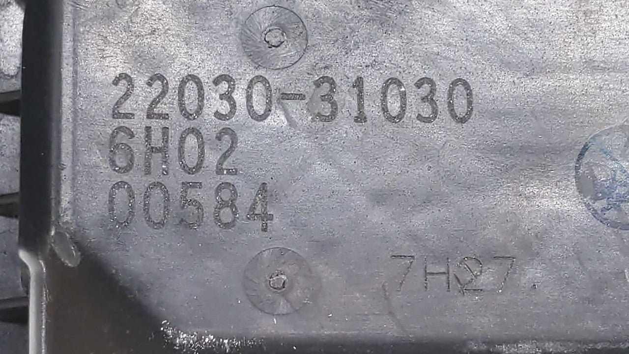 2007-2018 Lexus Es350 Throttle Body P/N:22030-0P050 22030-31030 Fits OEM Used Auto Parts - Oemusedautoparts1.com