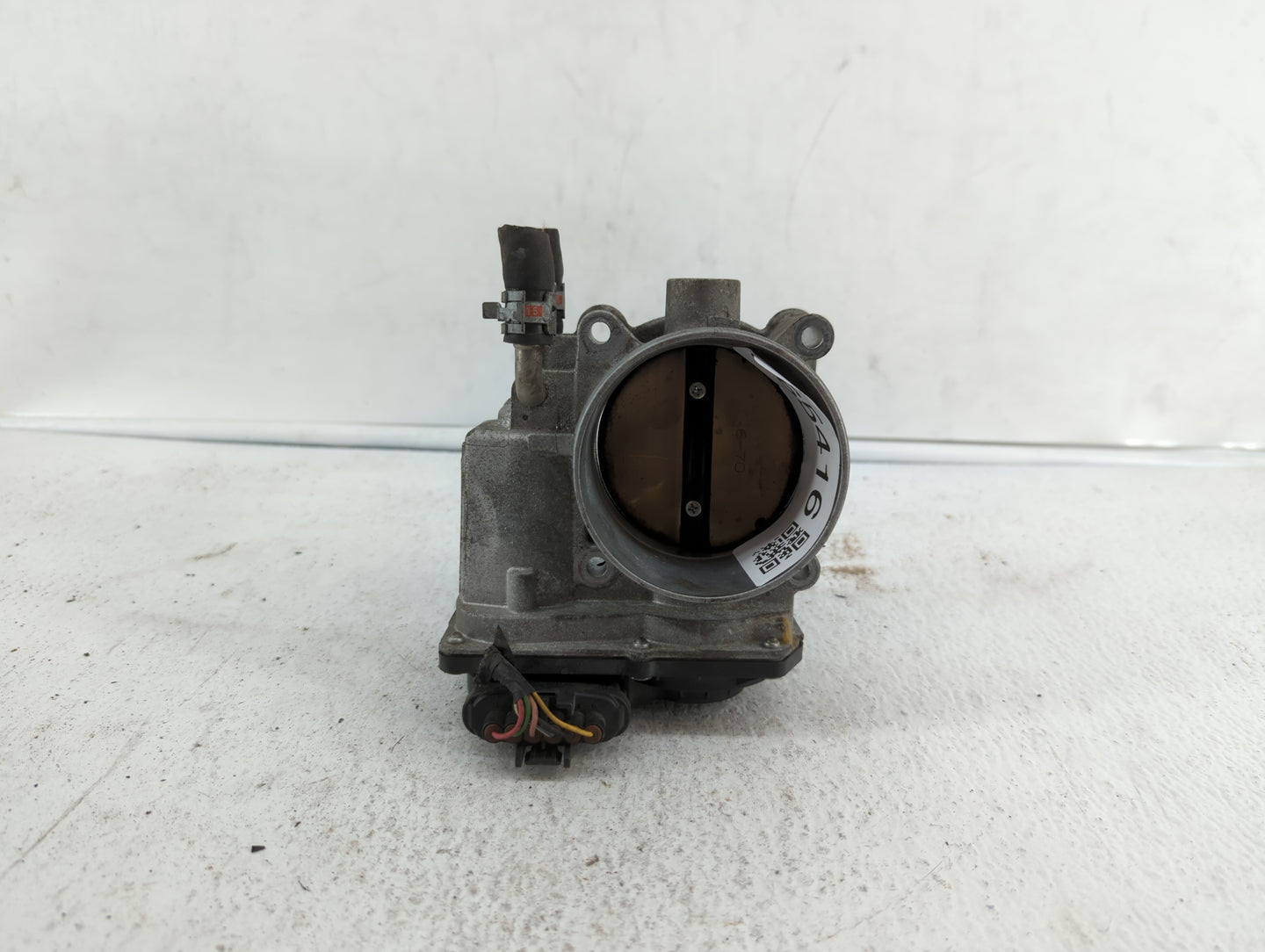 2007-2018 Lexus Es350 Throttle Body P/N:22030-0P050 22030-31030 Fits OEM Used Auto Parts - Oemusedautoparts1.com