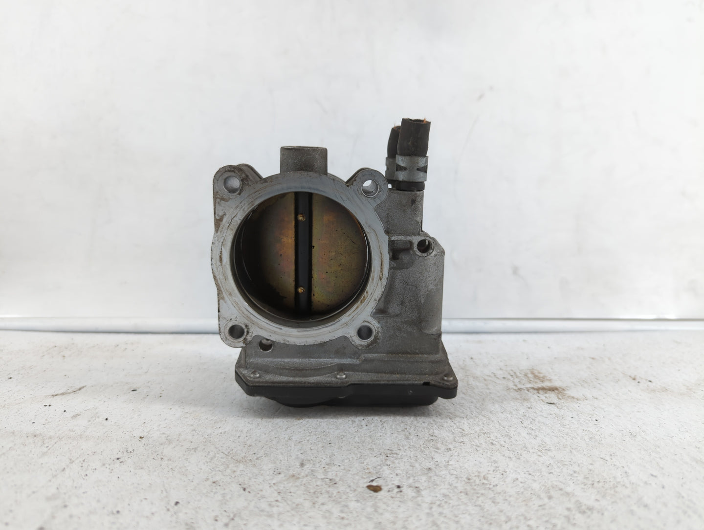 2007-2018 Lexus Es350 Throttle Body P/N:22030-0P050 22030-31030 Fits OEM Used Auto Parts - Oemusedautoparts1.com