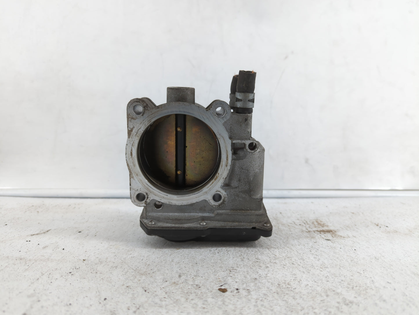 2007-2018 Lexus Es350 Throttle Body P/N:22030-0P050 22030-31030 Fits OEM Used Auto Parts - Oemusedautoparts1.com