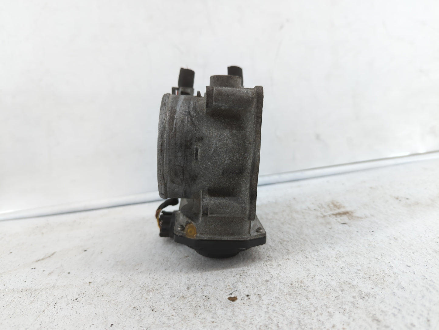 2007-2018 Lexus Es350 Throttle Body P/N:22030-0P050 22030-31030 Fits OEM Used Auto Parts - Oemusedautoparts1.com