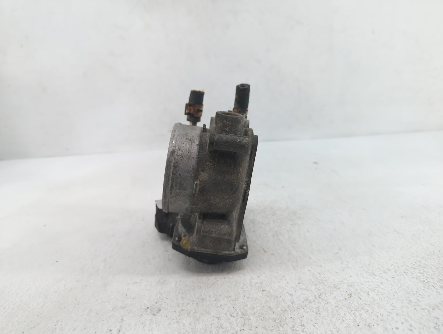 2007-2018 Lexus Es350 Throttle Body P/N:22030-0P050 22030-31030 Fits OEM Used Auto Parts - Oemusedautoparts1.com