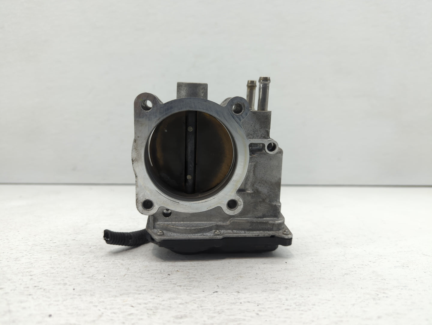 2007-2018 Lexus Es350 Throttle Body P/N:22030-31030 22030-0P050 Fits OEM Used Auto Parts - Oemusedautoparts1.com