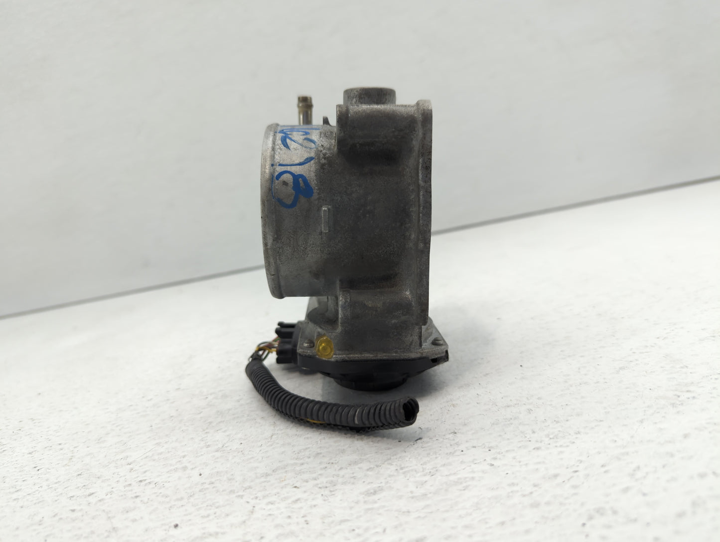 2007-2018 Lexus Es350 Throttle Body P/N:22030-31030 22030-0P050 Fits OEM Used Auto Parts - Oemusedautoparts1.com