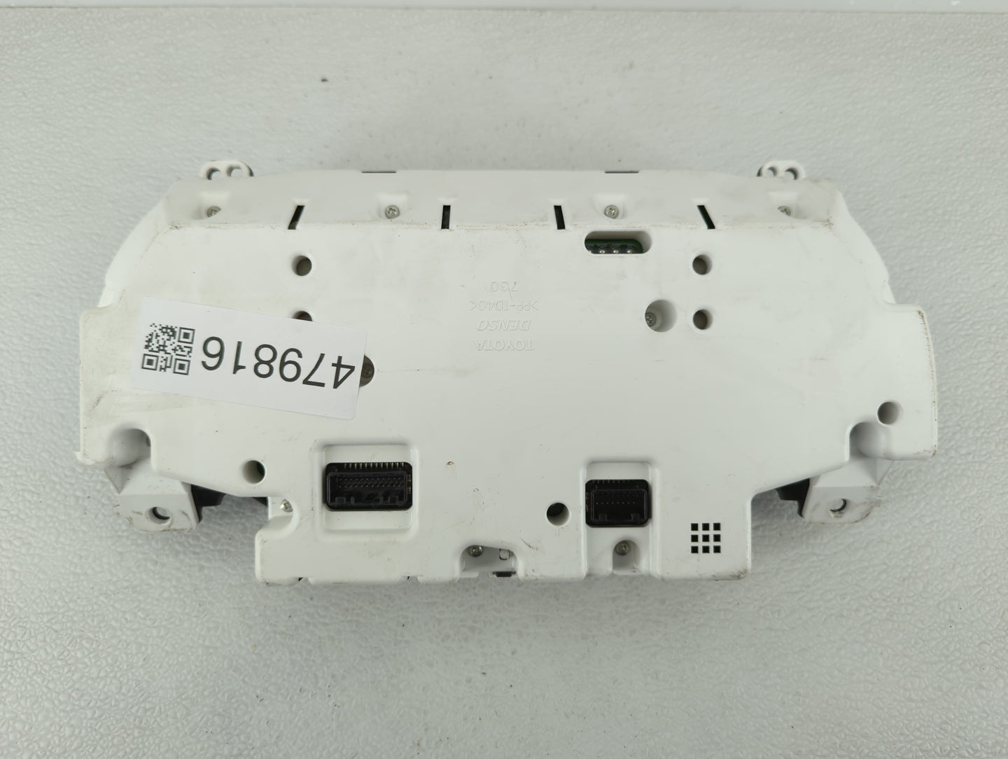 2007-2008 Lexus Es350 Instrument Cluster Speedometer Gauges P/N:83800-33B71 83800-33B70 Fits Fits 2007 2008 OEM Used Auto Pa