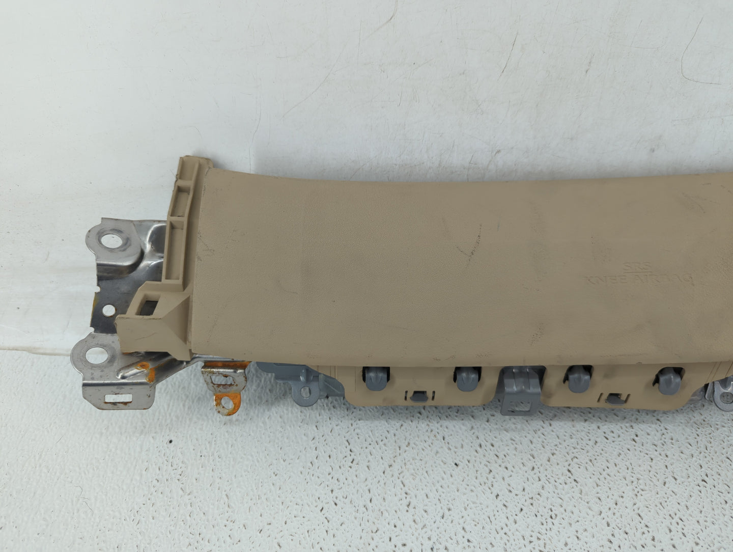 2007-2009 Lexus Es350 Air Bag Passenger Right Knee OEM Fits Fits 2007 2008 2009 OEM Used Auto Parts - Oemusedautoparts1.com