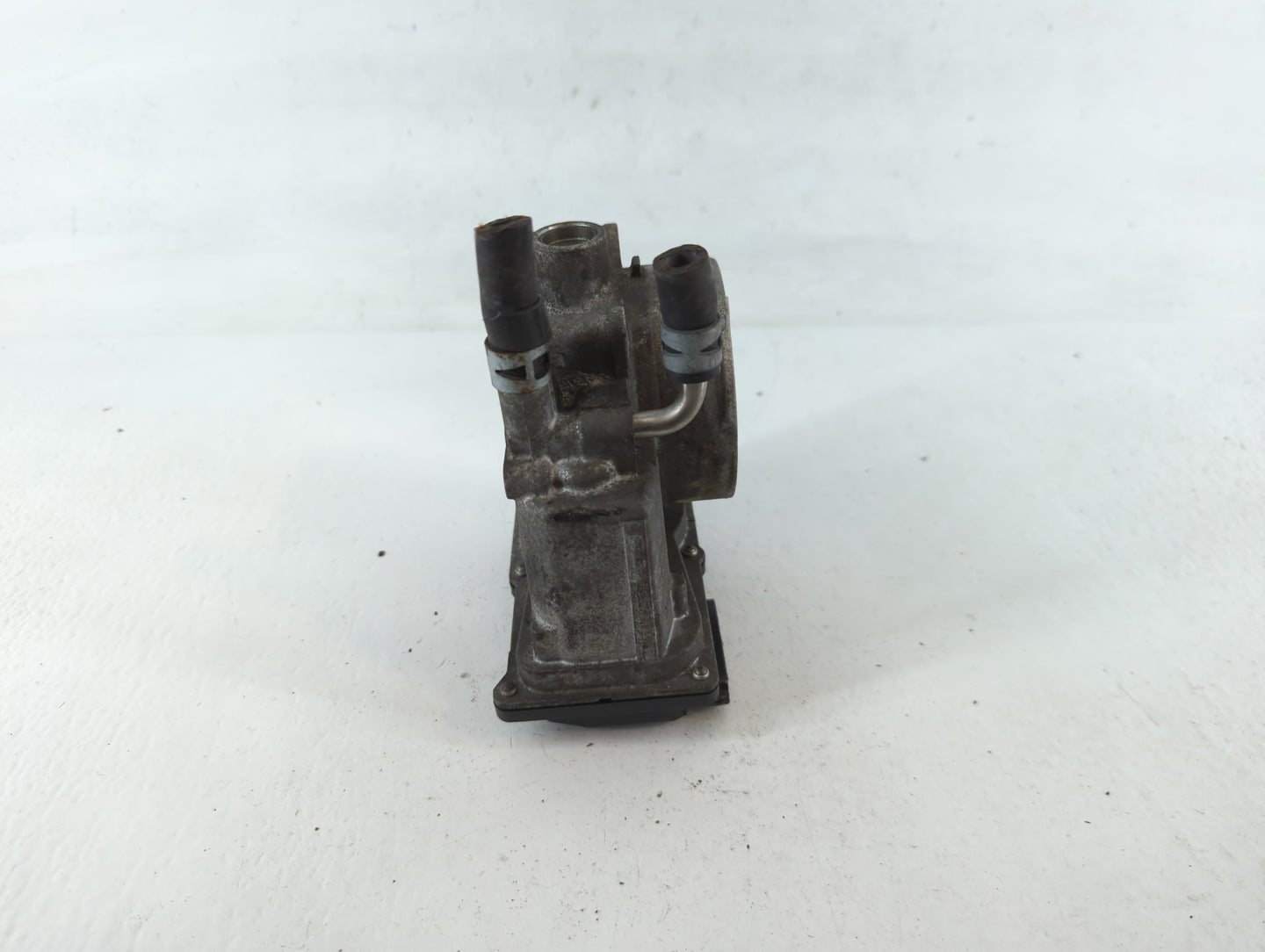 2007-2018 Lexus Es350 Throttle Body P/N:22030-31030 Fits OEM Used Auto Parts - Oemusedautoparts1.com