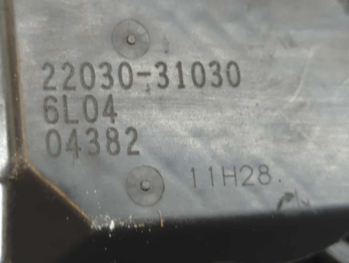 2007-2018 Lexus Es350 Throttle Body P/N:22030-31030 Fits OEM Used Auto Parts - Oemusedautoparts1.com