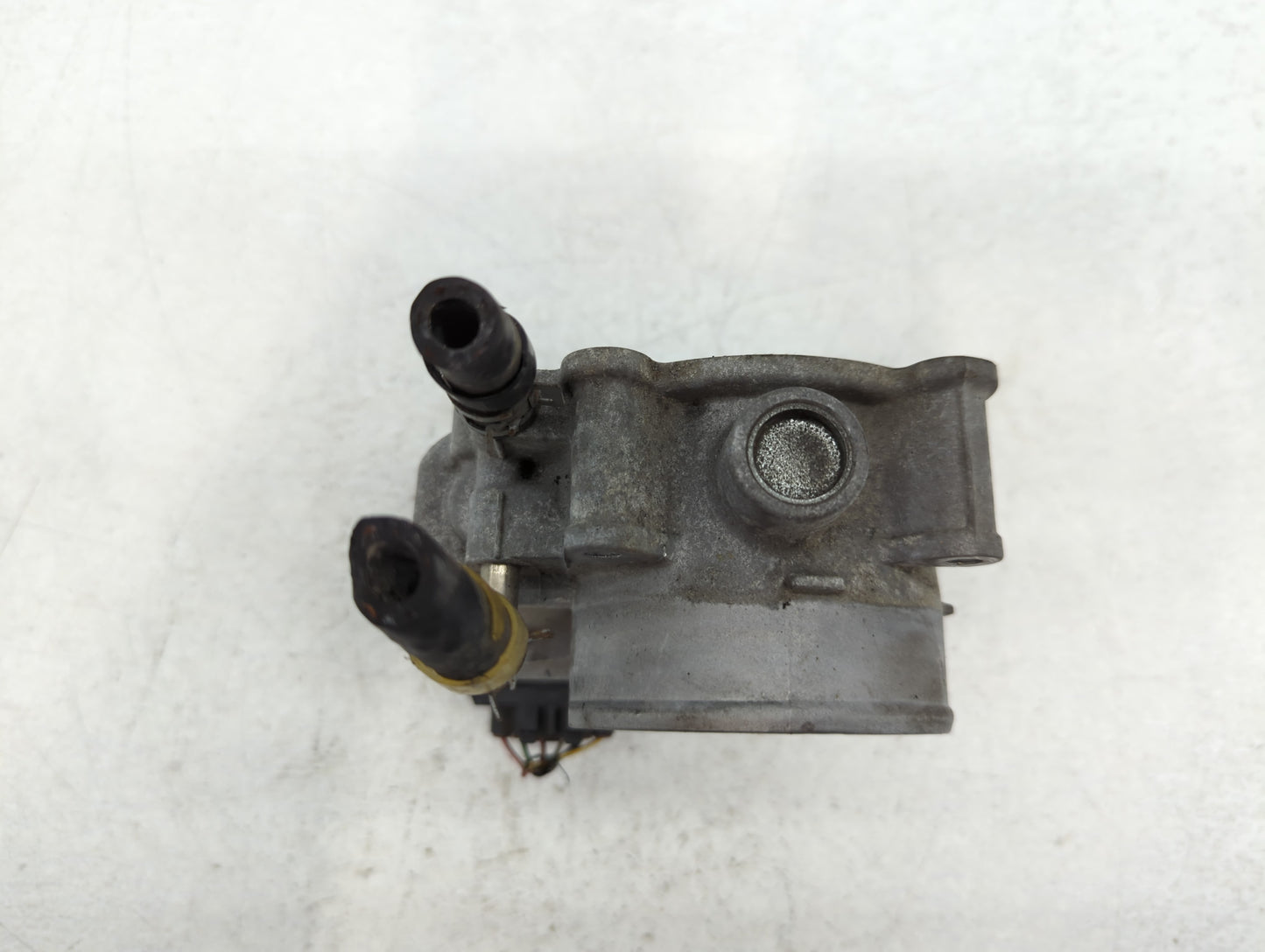 2007-2018 Lexus Es350 Throttle Body P/N:22030-31030 Fits OEM Used Auto Parts - Oemusedautoparts1.com