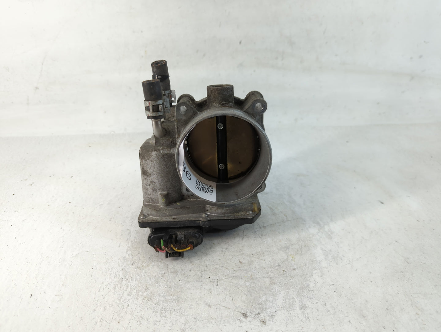 2007-2018 Lexus Es350 Throttle Body P/N:22030-31030 Fits OEM Used Auto Parts - Oemusedautoparts1.com
