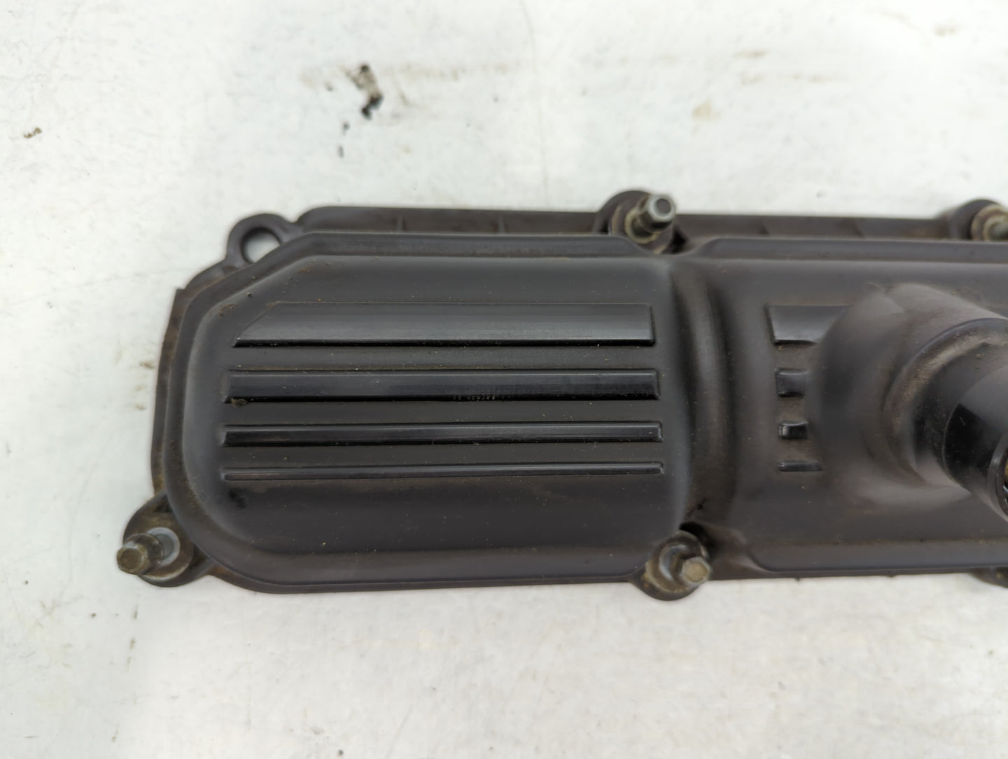 2007 Lexus Es350 Driver Left Cylinder Head Valve Cover P/N:04848976AA Fits OEM Used Auto Parts - Oemusedautoparts1.com