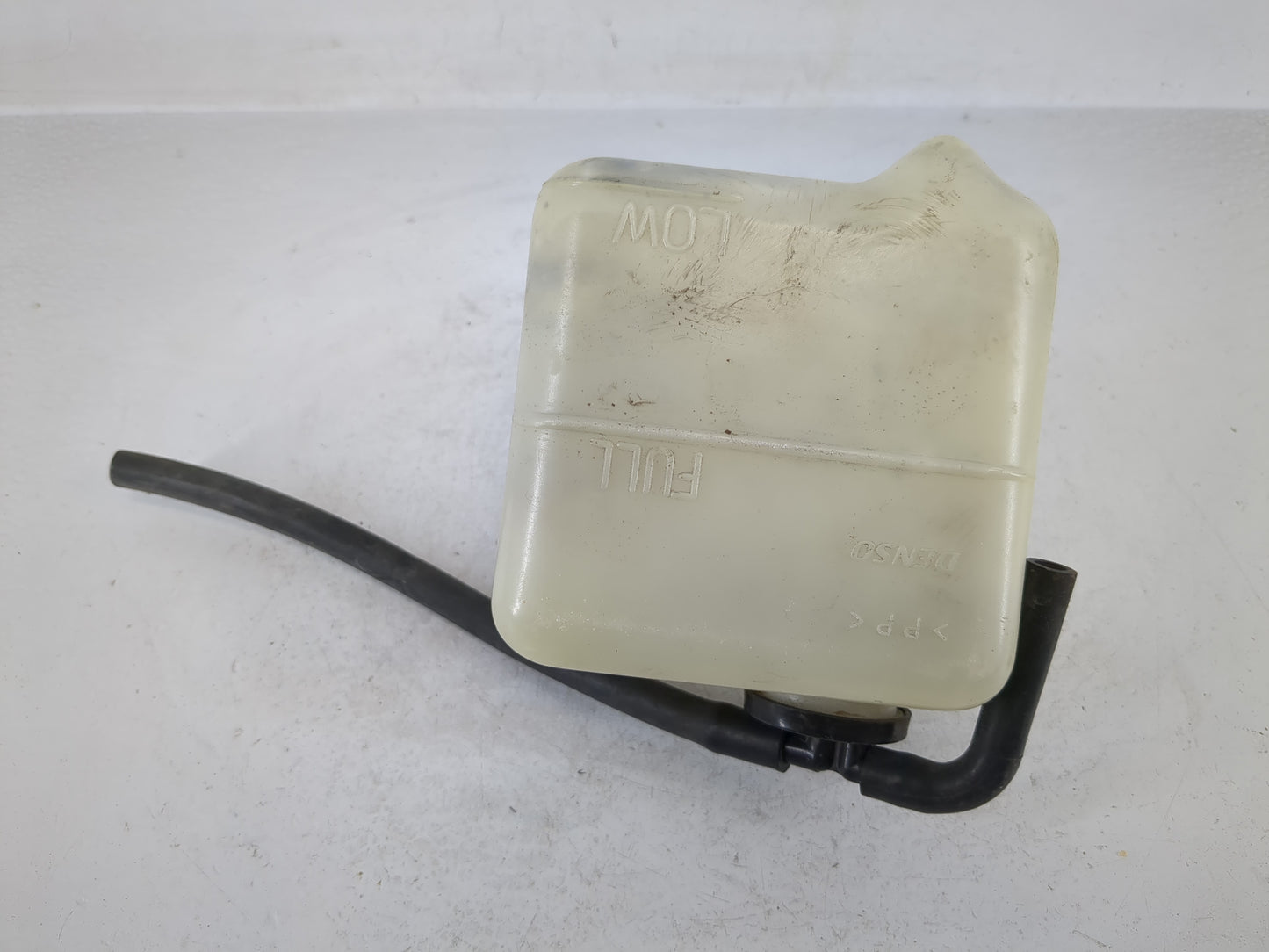 Lexus Gs350 Windshield Washer Fluid Reservoir Bottle Oem - Oemusedautoparts1.com