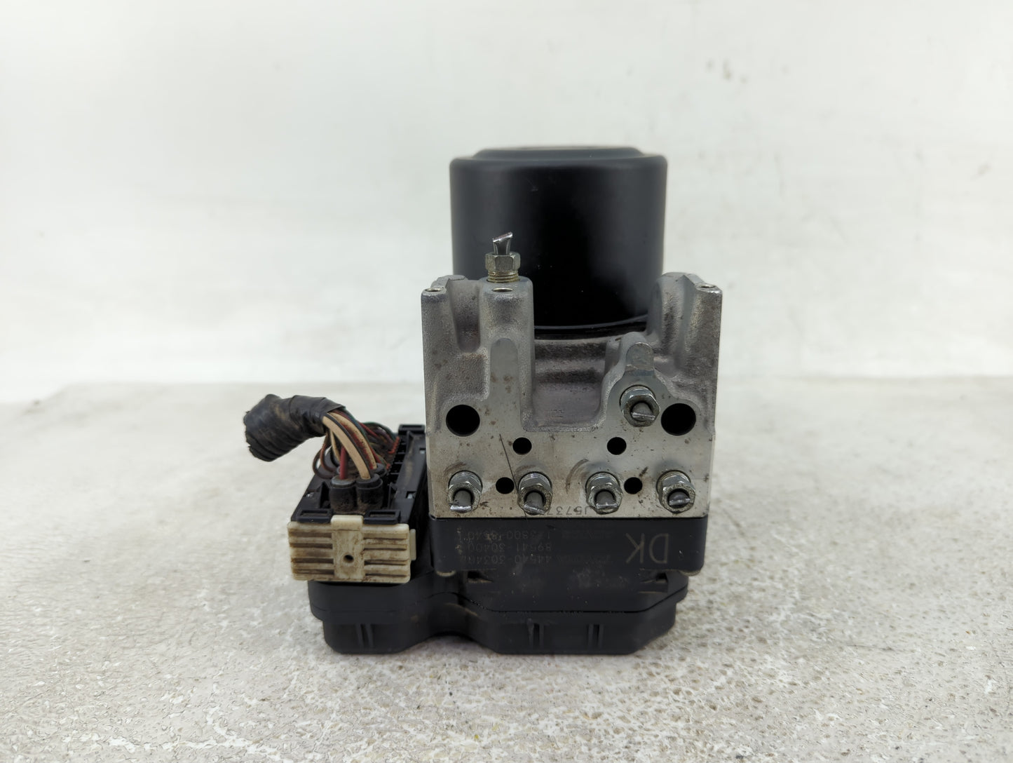 2007 Lexus Gs350 ABS Pump Control Module Replacement P/N:89541-30400 44540-30340 Fits OEM Used Auto Parts - Oemusedautoparts
