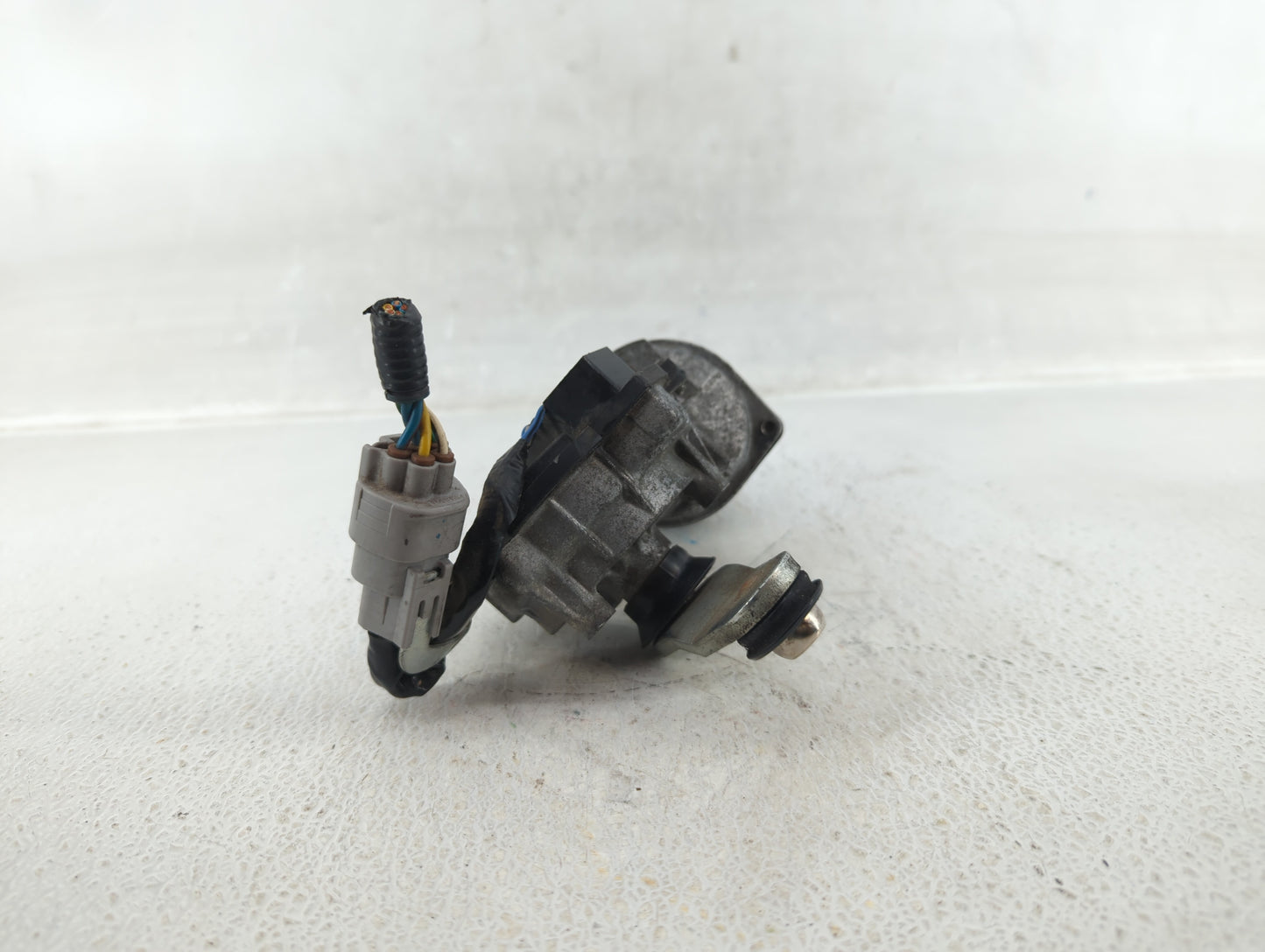 2007 Lexus Gs350 Front Windshield Wiper Motor P/N:85110-30520 Fits Fits 2006 OEM Used Auto Parts - Oemusedautoparts1.com