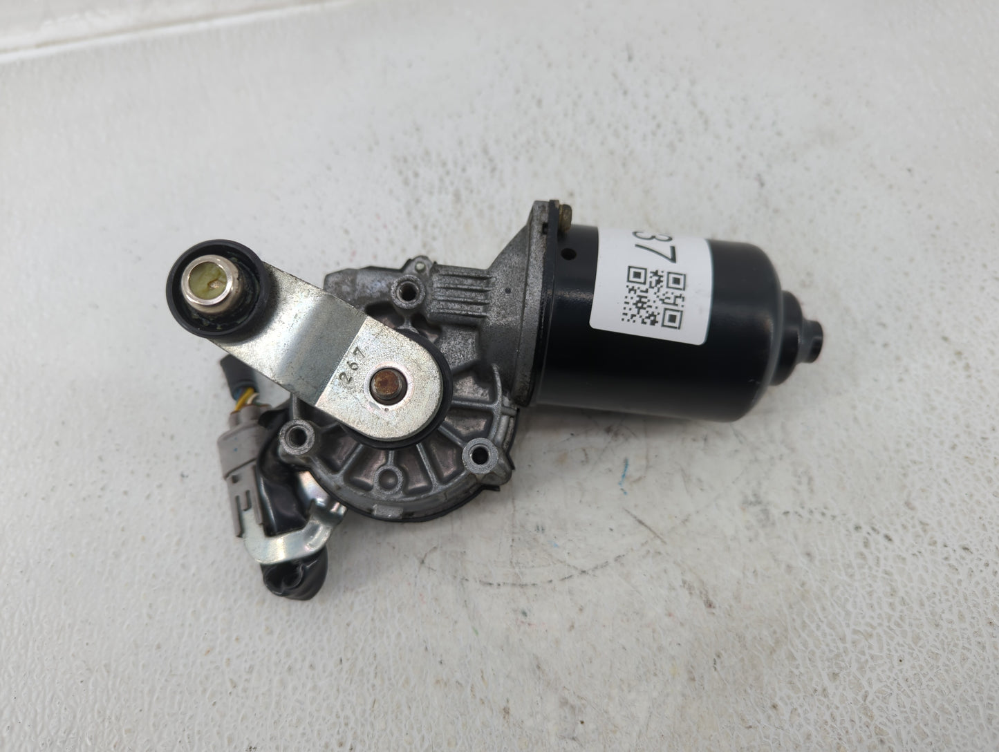 2007 Lexus Gs350 Front Windshield Wiper Motor P/N:85110-30520 Fits Fits 2006 OEM Used Auto Parts - Oemusedautoparts1.com