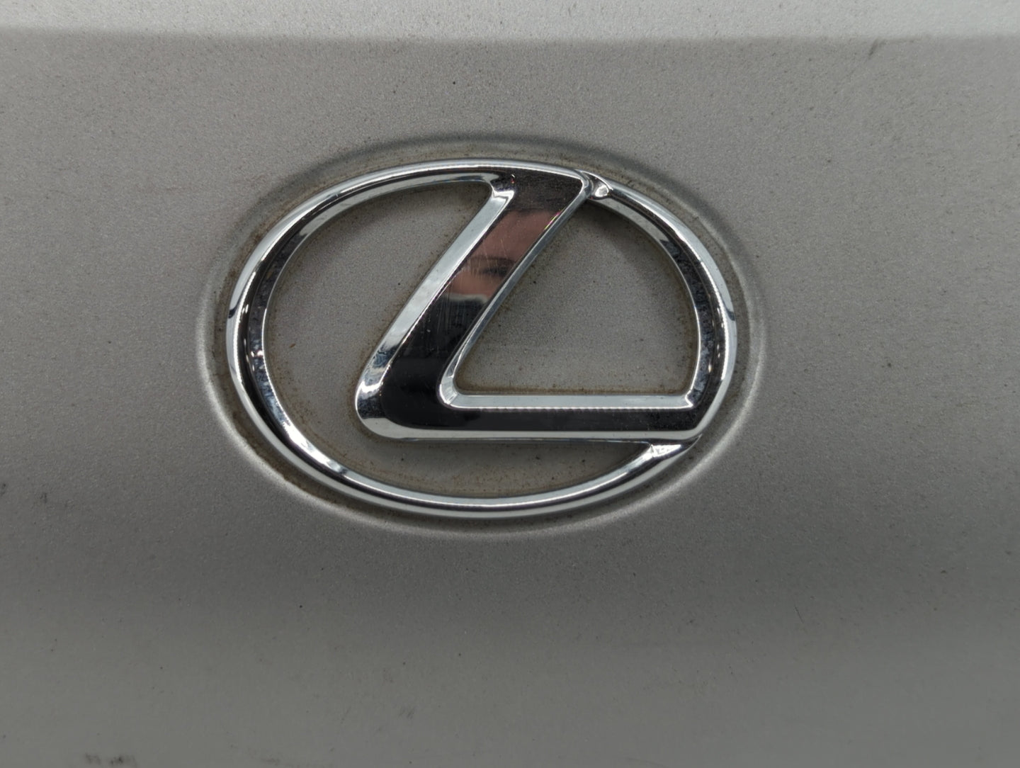 2007 Lexus Gs450h Engine Cover - Oemusedautoparts1.com