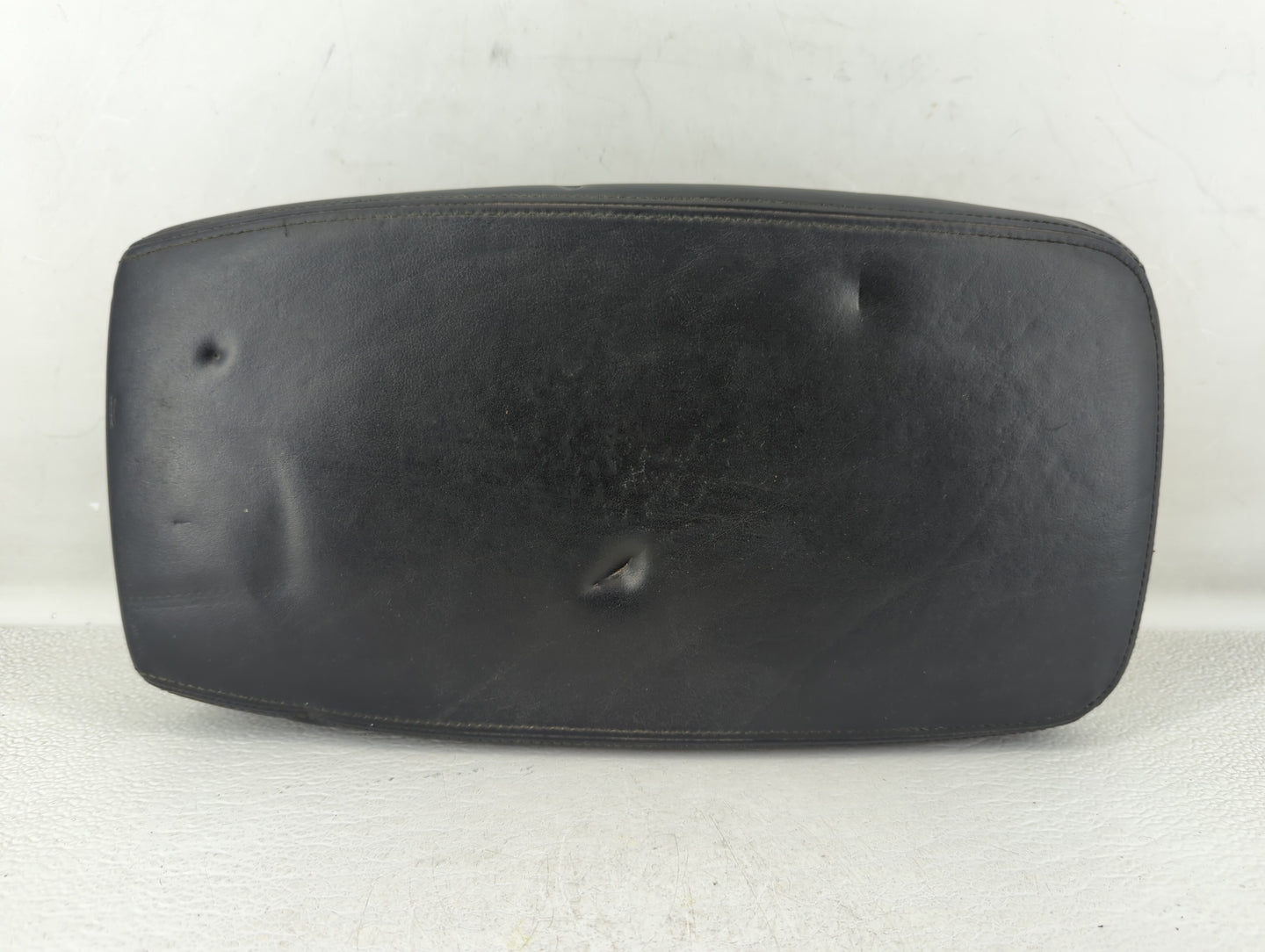 2007 Lexus Gs450h Center Console Armrest Cover Lid - Oemusedautoparts1.com