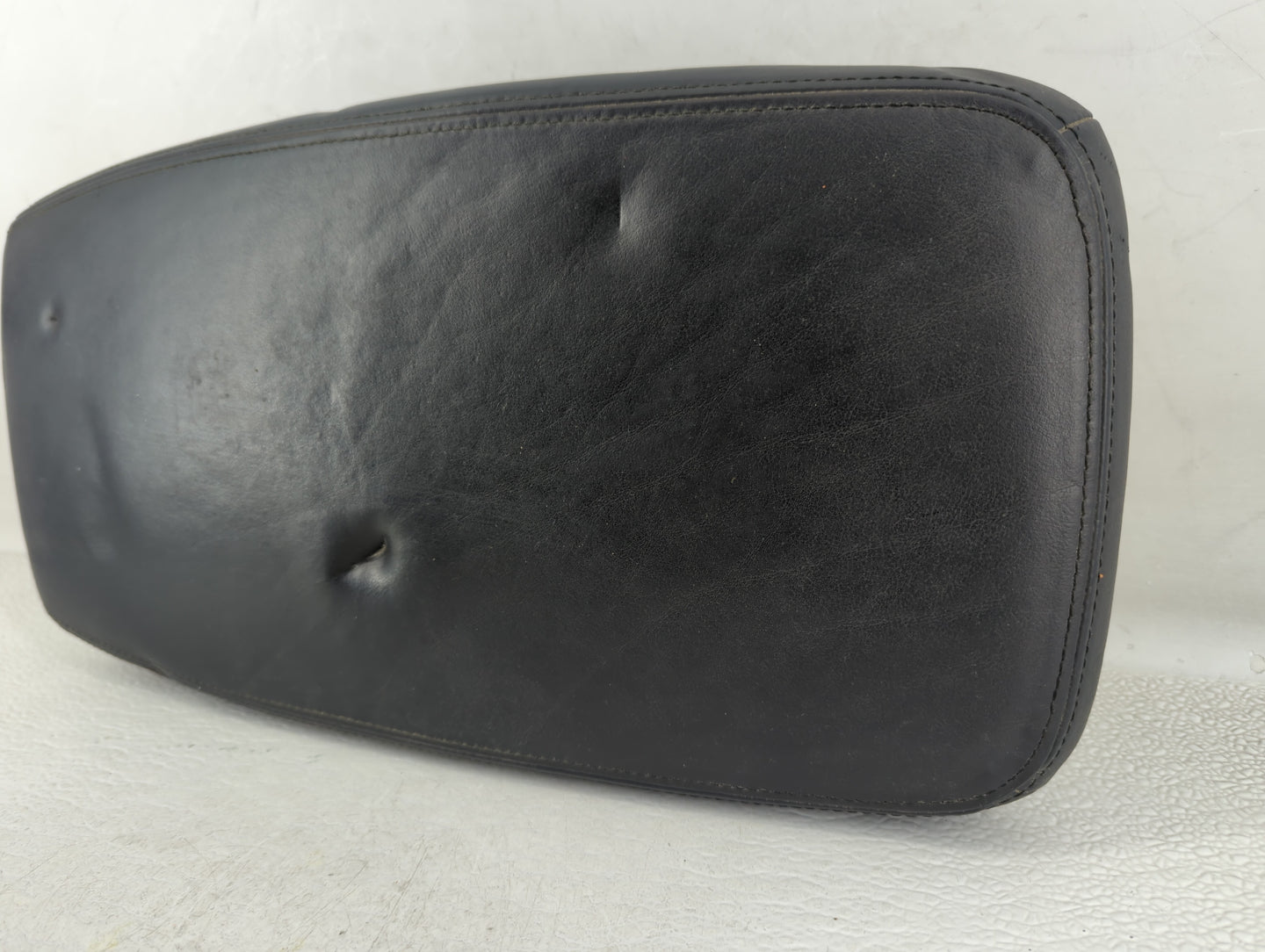2007 Lexus Gs450h Center Console Armrest Cover Lid - Oemusedautoparts1.com