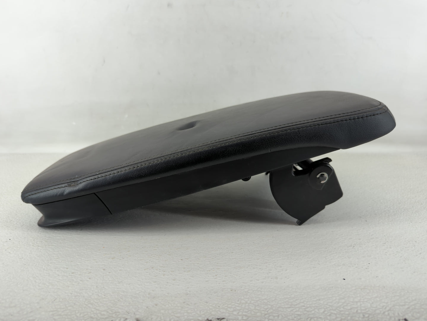 2007 Lexus Gs450h Center Console Armrest Cover Lid - Oemusedautoparts1.com