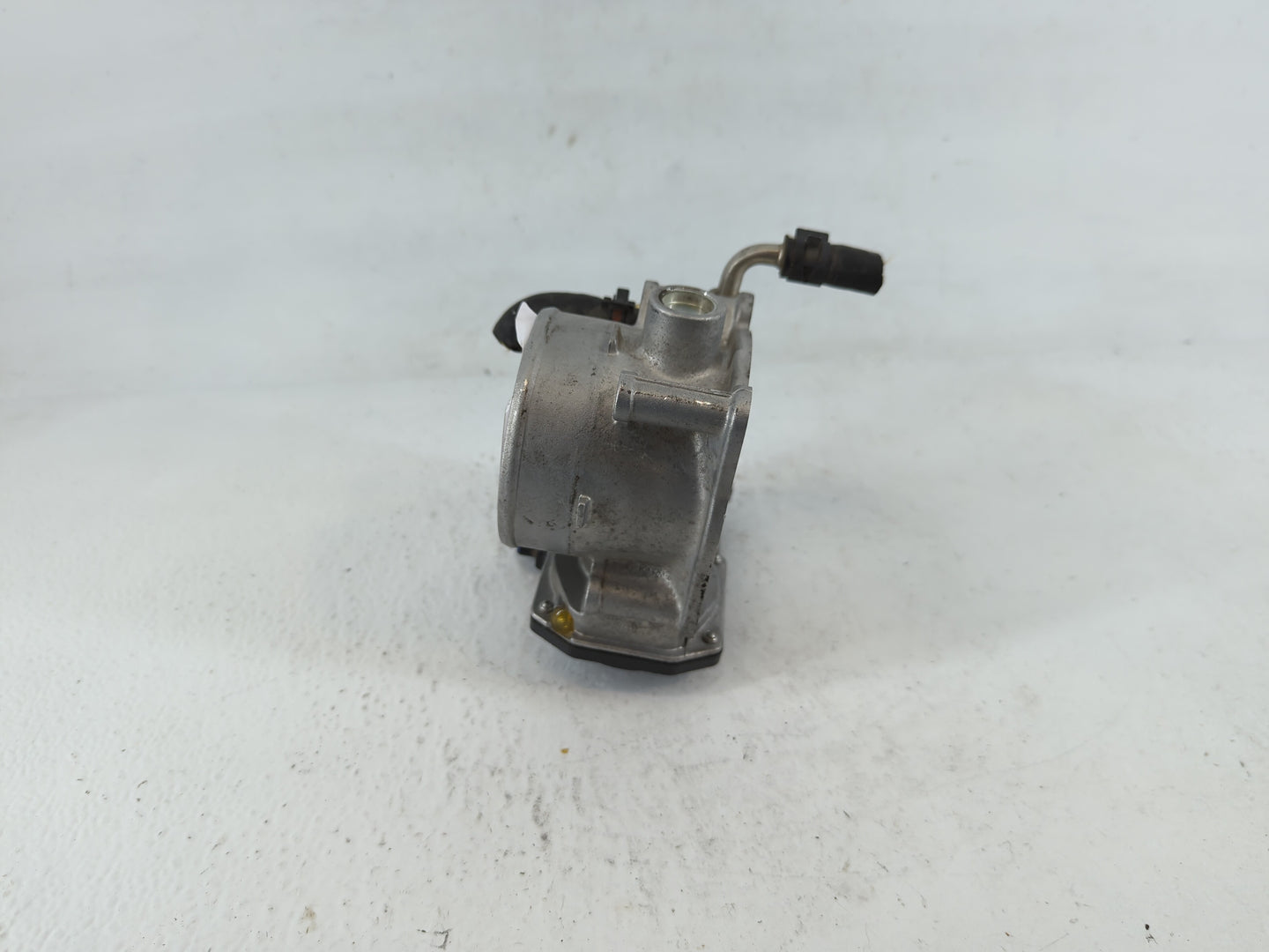 2007-2011 Lexus Gs450h Throttle Body P/N:7D0202863 22030-31040 Fits OEM Used Auto Parts - Oemusedautoparts1.com