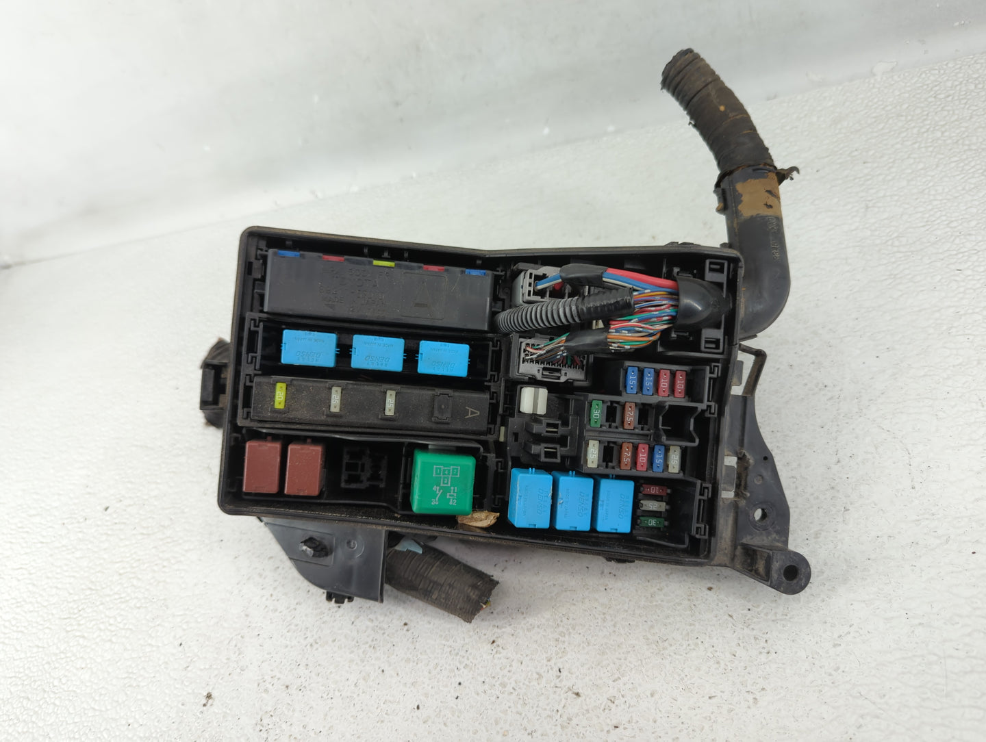 2006-2015 Lexus Is250 Fusebox Fuse Box Panel Relay Module P/N:82662-53120 Fits OEM Used Auto Parts - Oemusedautoparts1.com