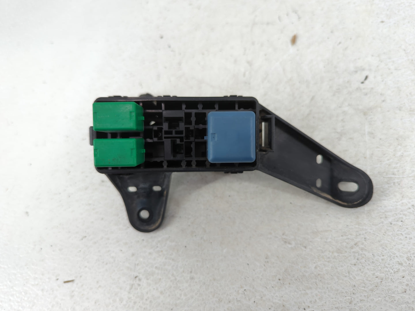 2006-2015 Lexus Is350 Fusebox Fuse Box Panel Relay Module P/N:82662-53110 Fits OEM Used Auto Parts - Oemusedautoparts1.com
