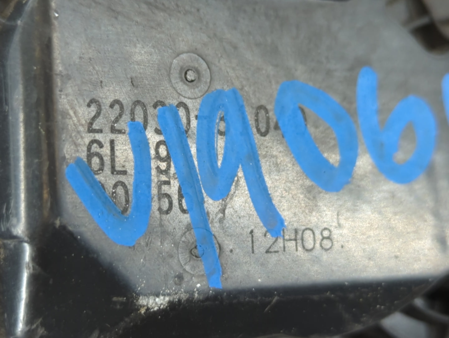 2006-2017 Lexus Is350 Throttle Body P/N:22030-31040 Fits Fits 2006 2007 2008 2009 2010 2011 2012 2013 2014 2015 2016 2017 OE