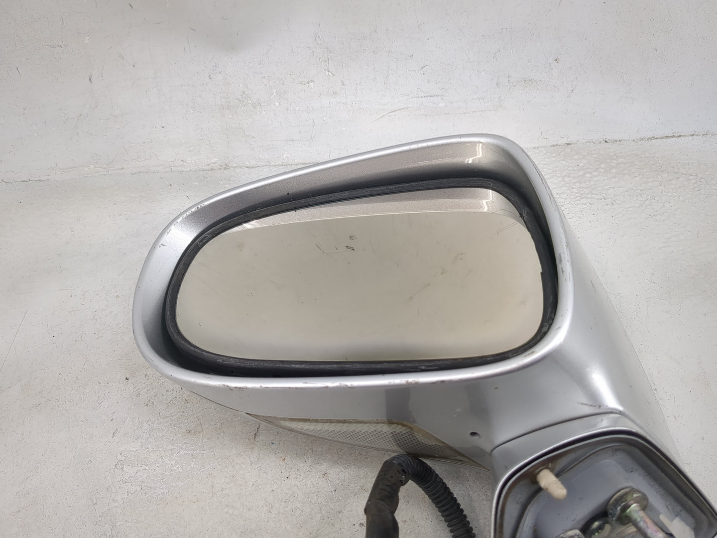 2007-2009 Lexus Ls460 Driver Side View Mirror - Left Door Mirror OEM Used - Oemusedautoparts1.com