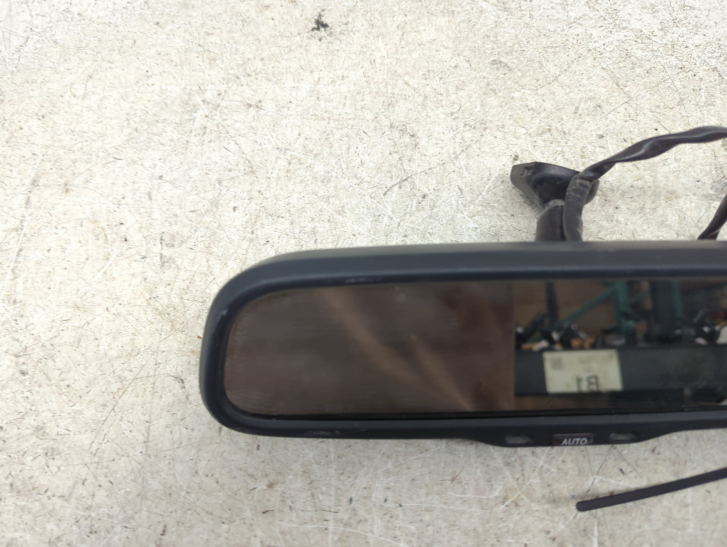 2007 Lexus Ls460 Interior Rear View Mirror Replacement OEM P/N:E13 027507 E4 012284 Fits OEM Used Auto Parts - Oemusedautopa