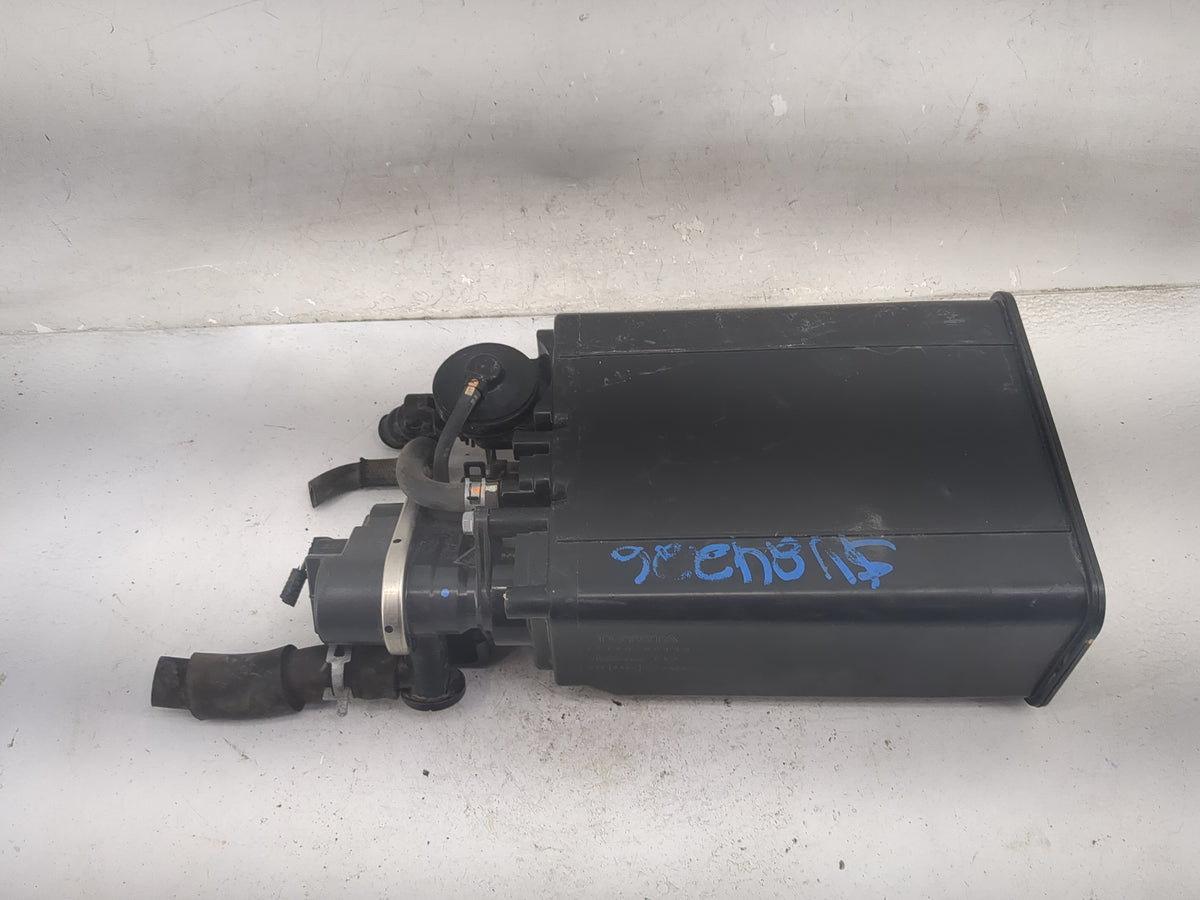 2007 Lexus Ls460 Fuel Vapor Charcoal Canister - Oemusedautoparts1.com