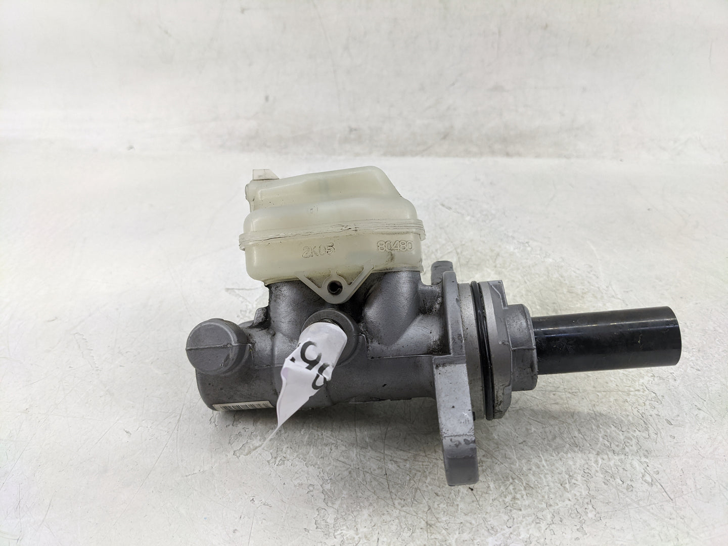 2007-2009 Lexus Rx350 Brake Master Cylinder 1376688 - Oemusedautoparts1.com