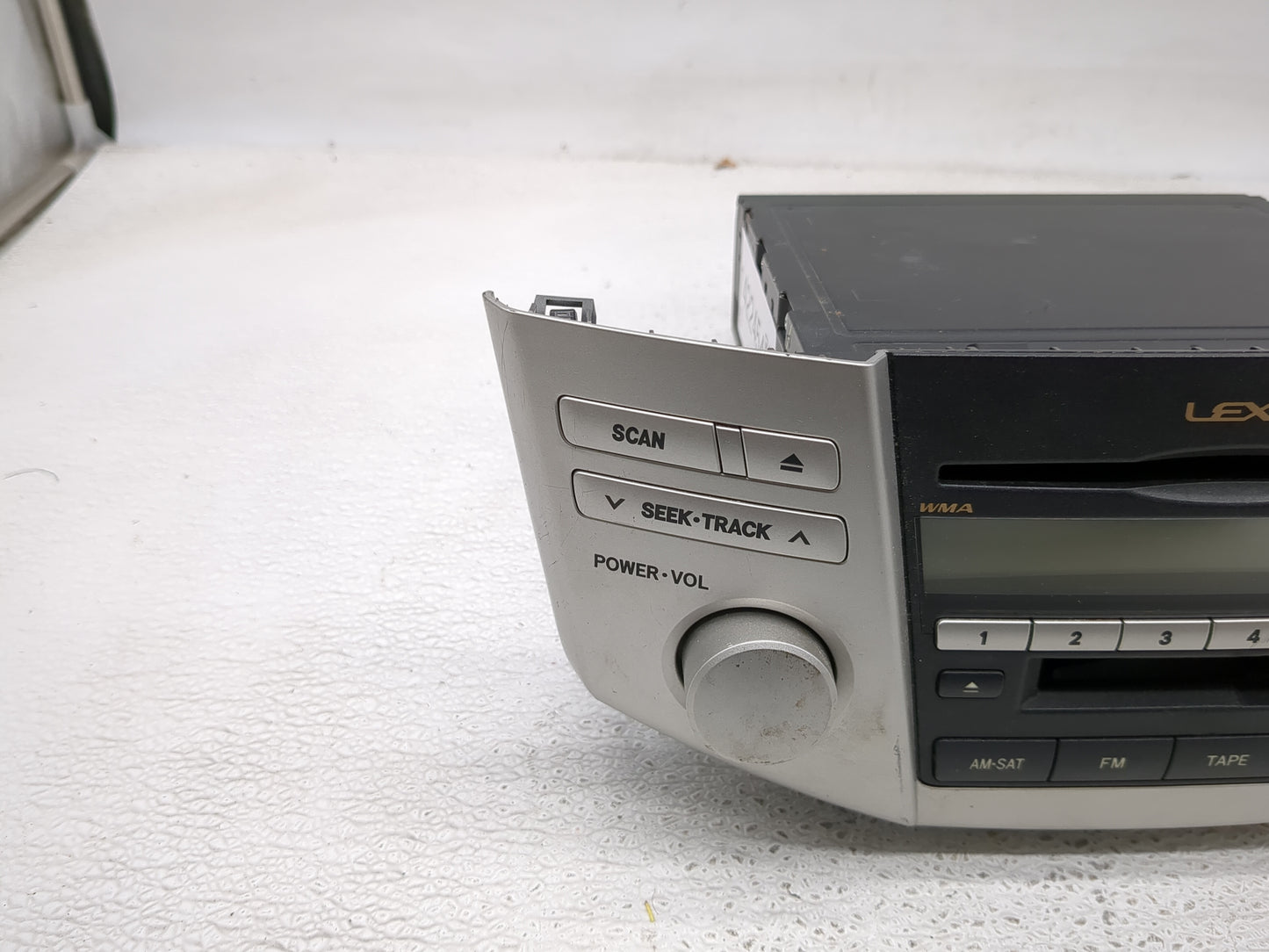 2007-2009 Lexus Rx350 Radio AM FM Cd Player Receiver Replacement P/N:86120-0E070 Fits Fits 2006 2007 2008 2009 OEM Used Auto