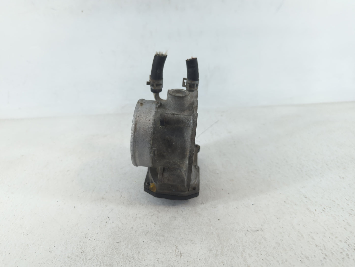 2007-2015 Lexus Rx350 Throttle Body P/N:22030-0P050 Fits OEM Used Auto Parts - Oemusedautoparts1.com