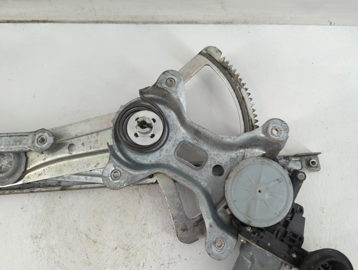 2007-2009 Lexus Rx350 Passenger Front Right Power Window Motor - Oemusedautoparts1.com