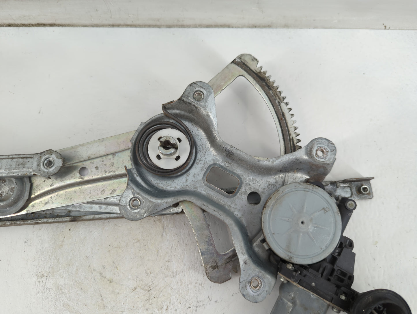 2007-2009 Lexus Rx350 Passenger Front Right Power Window Motor - Oemusedautoparts1.com