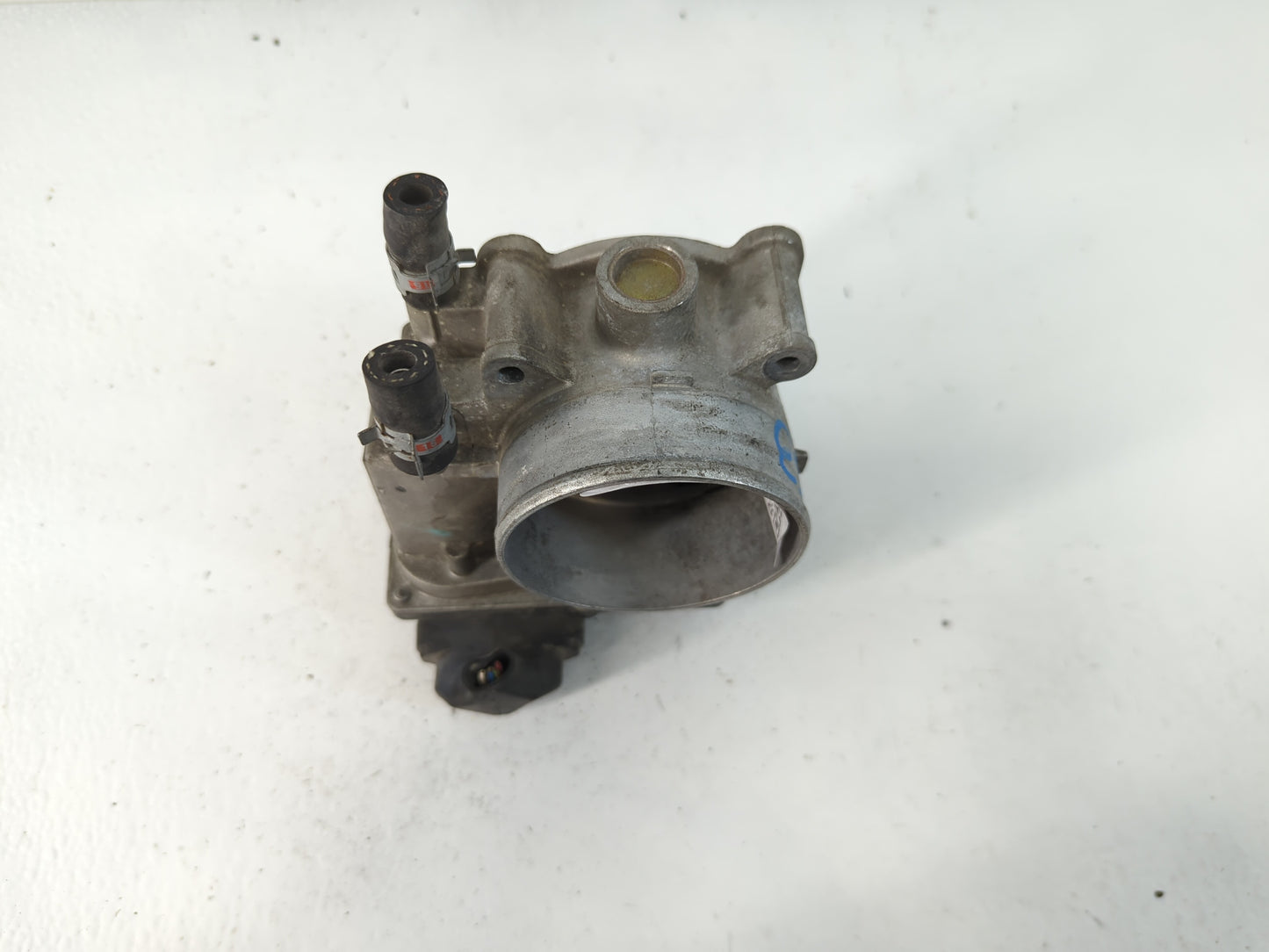 2007-2015 Lexus Rx350 Throttle Body P/N:22030-0P050 Fits OEM Used Auto Parts - Oemusedautoparts1.com