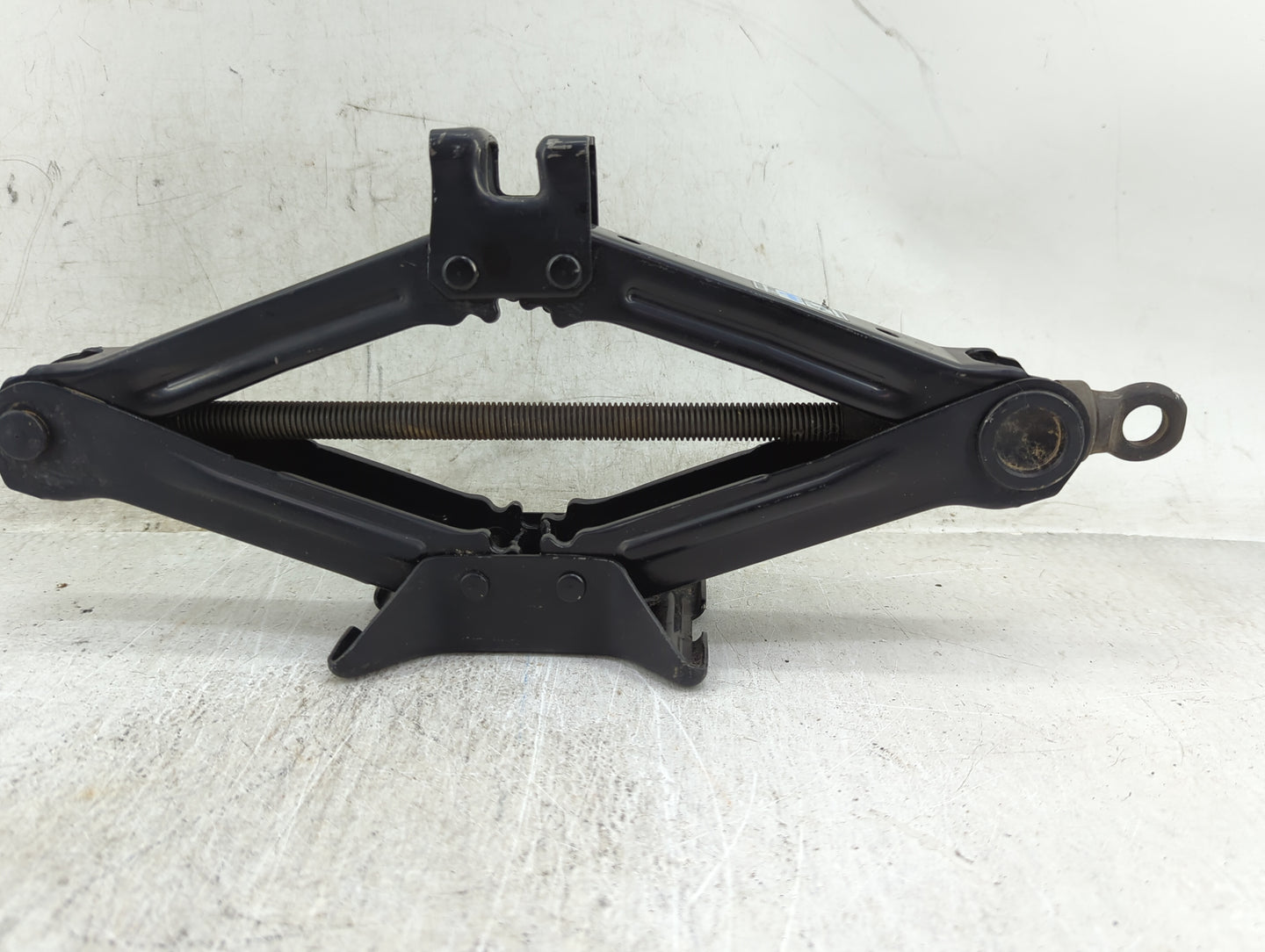 2007 Lexus Sc430 Spare Scissor Car Jack - Oemusedautoparts1.com
