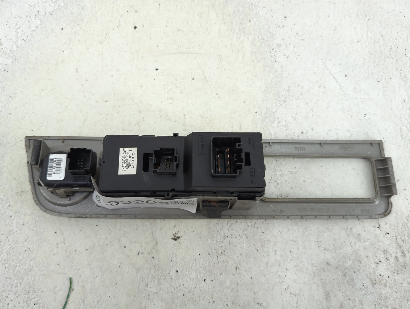 2007 Lincoln Mkx Master Power Window Switch Replacement Driver Side Left P/N:7A1T-14A564-AV 7A1T-17B676-AB32P3 Fits OEM Used