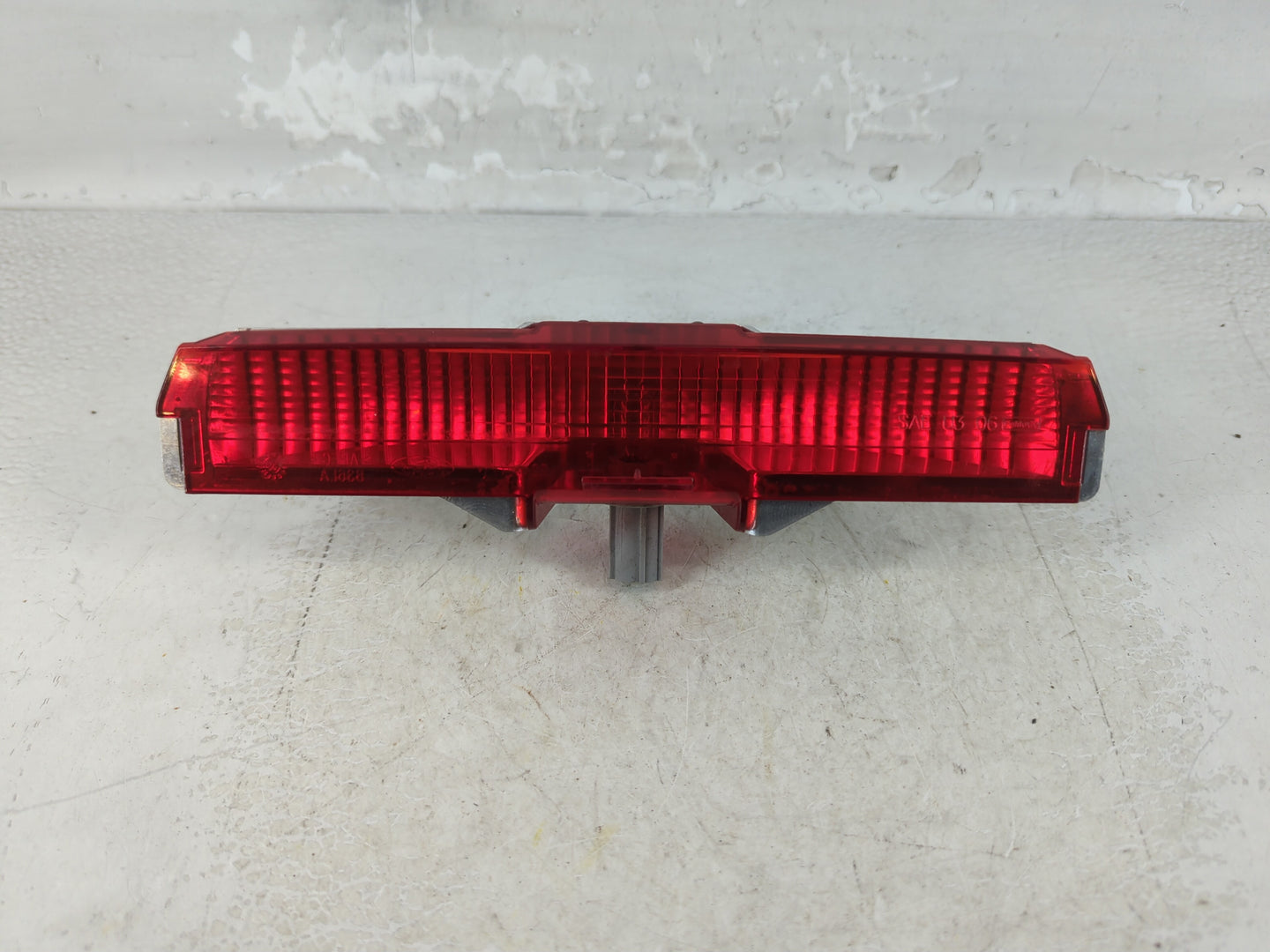 2007 Lincoln Mkz Third Brake Light Tail Light P/N:224 916 Fits OEM Used Auto Parts - Oemusedautoparts1.com