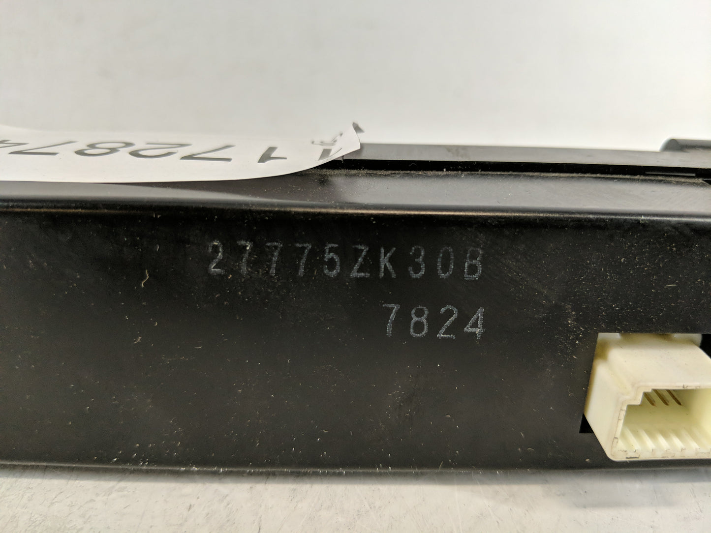 2007 Lincoln Mkz Radio AM FM Cd Player Receiver Replacement Fits OEM Used Auto Parts - Oemusedautoparts1.com