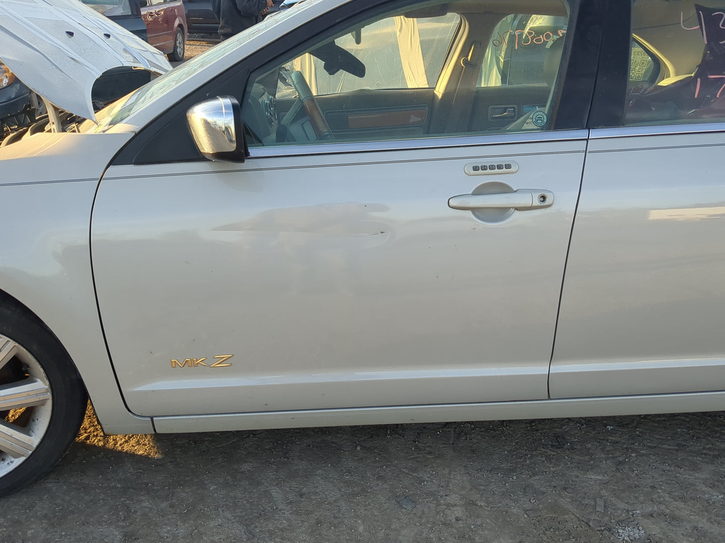 2007-2012 Lincoln Mkz Driver Front Door Oem - Oemusedautoparts1.com