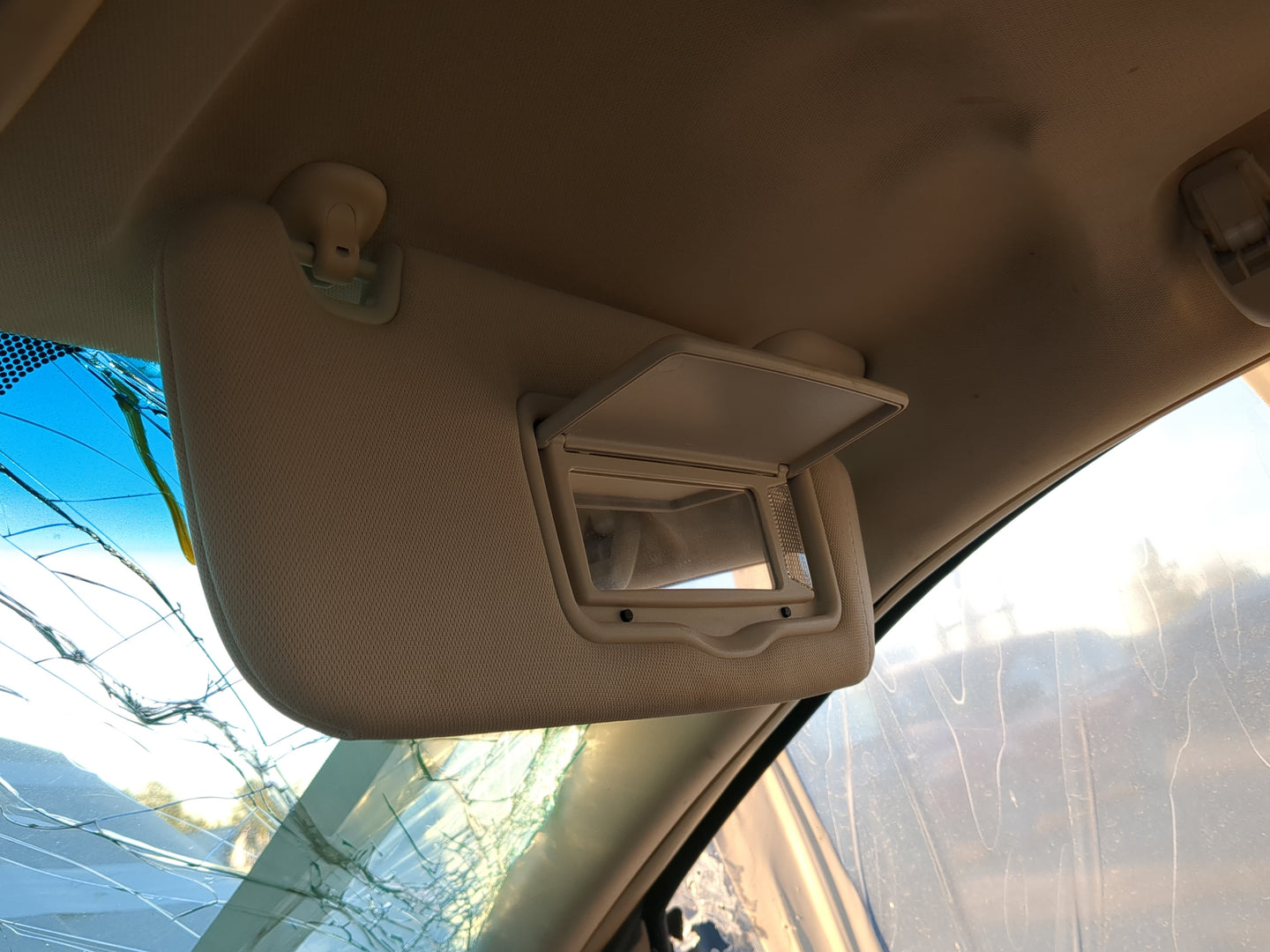 2007-2009 Lincoln Mkz Sun Visor Shade Replacement Passenger Right Mirror Fits Fits 2006 2007 2008 2009 OEM Used Auto Parts -