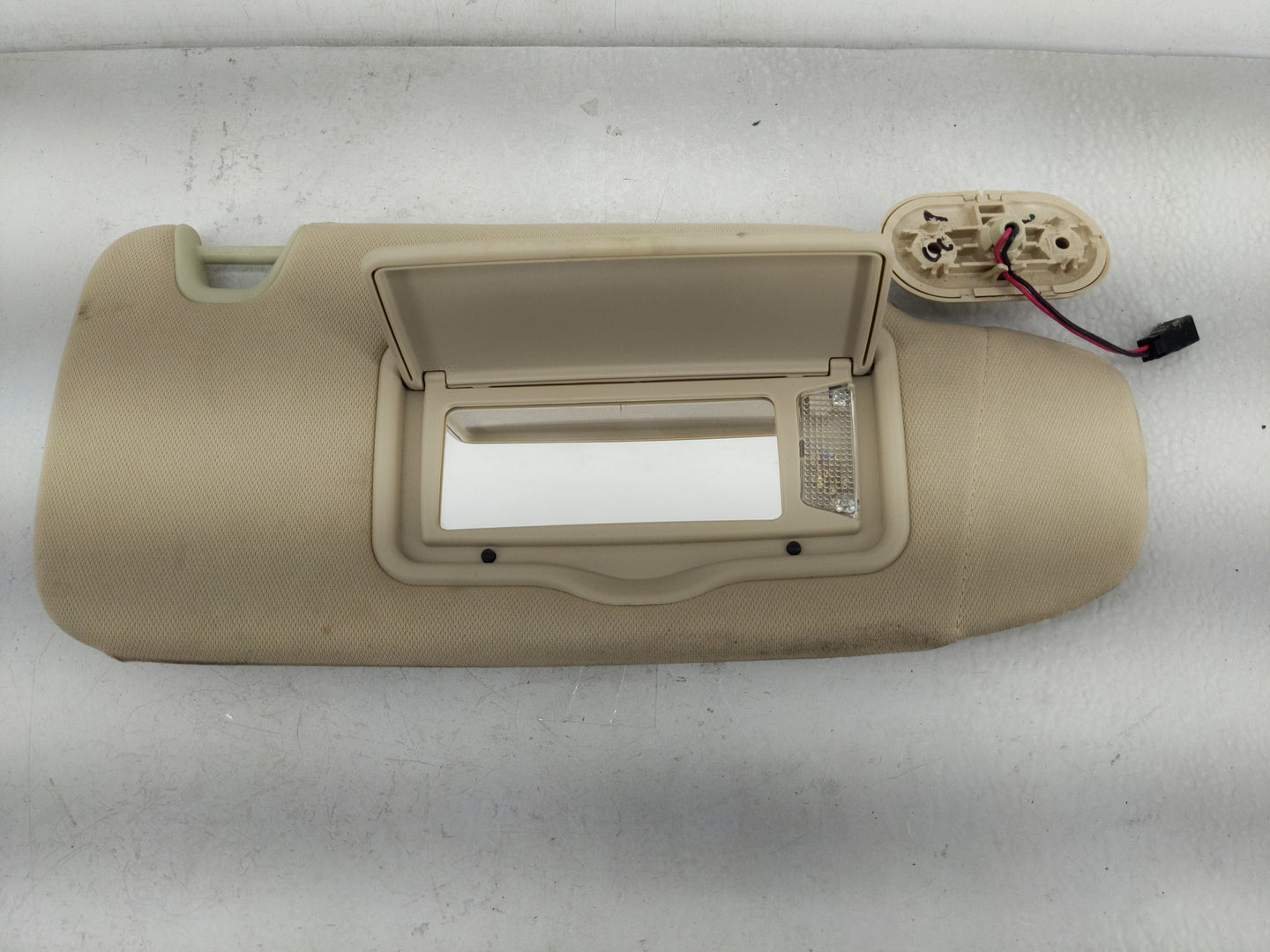 2007-2009 Lincoln Mkz Sun Visor Shade Replacement Passenger Right Mirror Fits Fits 2006 2007 2008 2009 OEM Used Auto Parts -