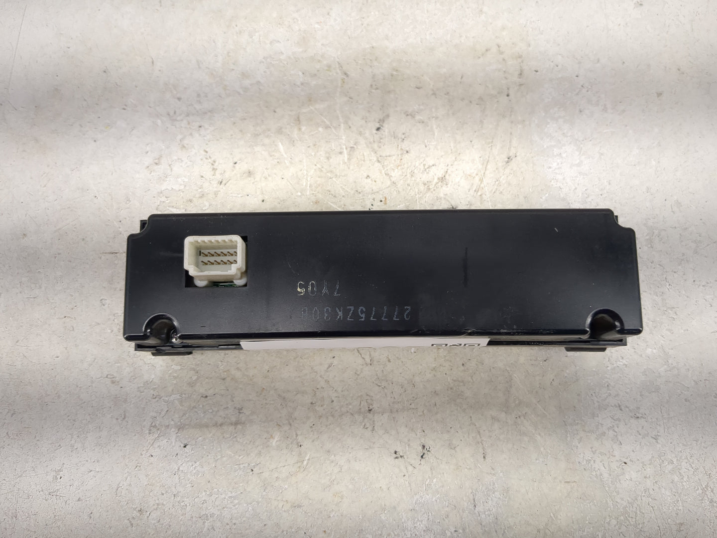 2007 Lincoln Mkz Radio AM FM Cd Player Receiver Replacement P/N:27775ZK30B Fits OEM Used Auto Parts - Oemusedautoparts1.com