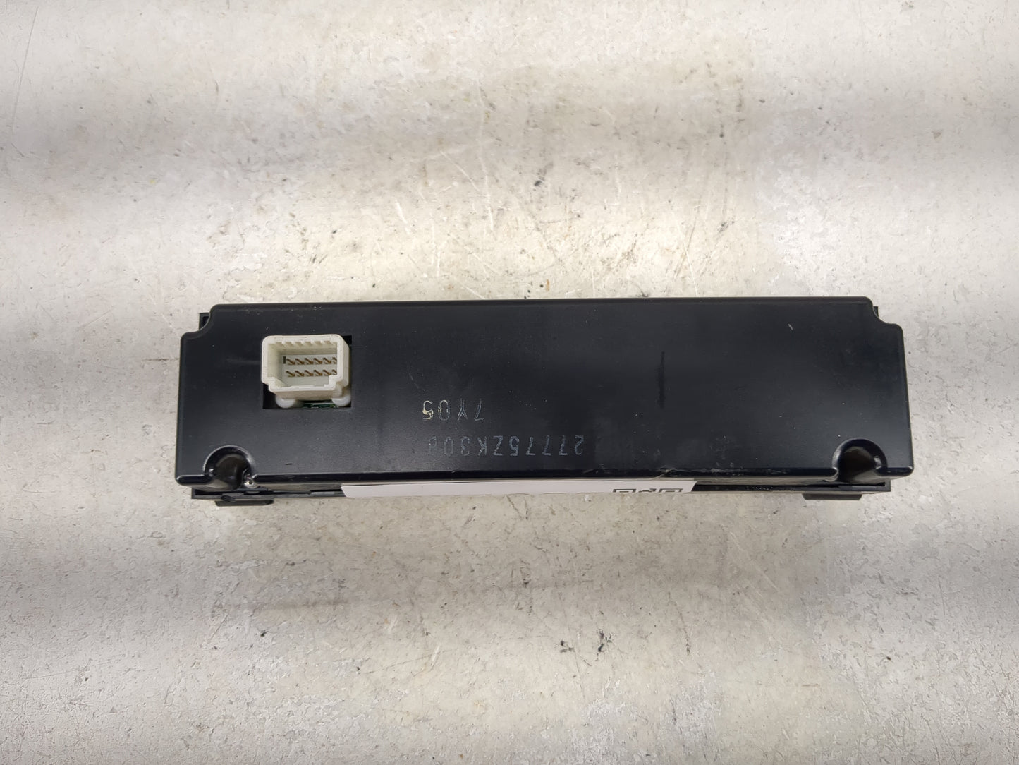 2007 Lincoln Mkz Radio AM FM Cd Player Receiver Replacement P/N:27775ZK30B Fits OEM Used Auto Parts - Oemusedautoparts1.com