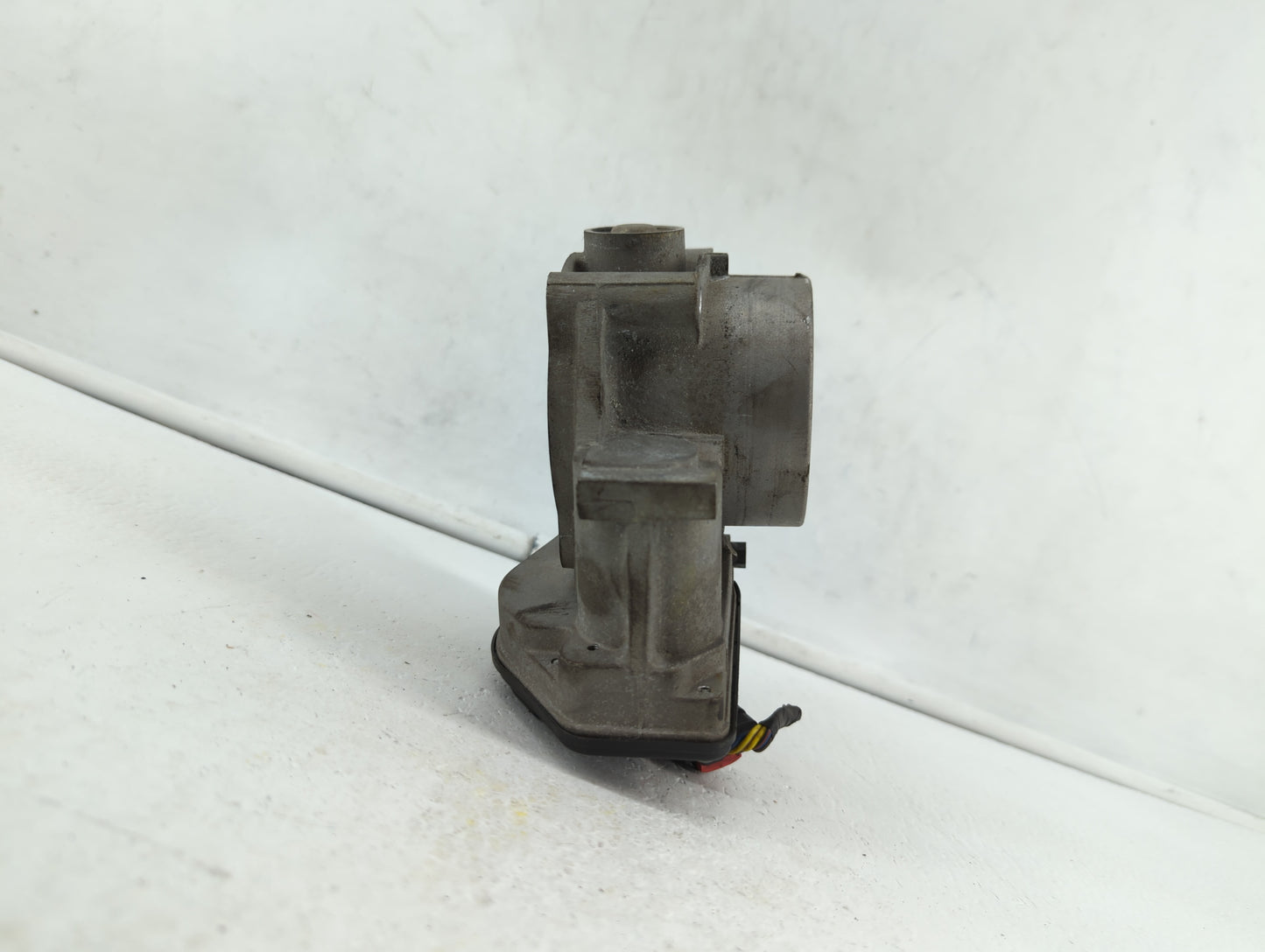 2007-2012 Lincoln Mkz Throttle Body P/N:7T4E-EB 101007 2, 7T4E-EC Fits Fits 2007 2008 2009 2010 2011 2012 2013 2014 OEM Used