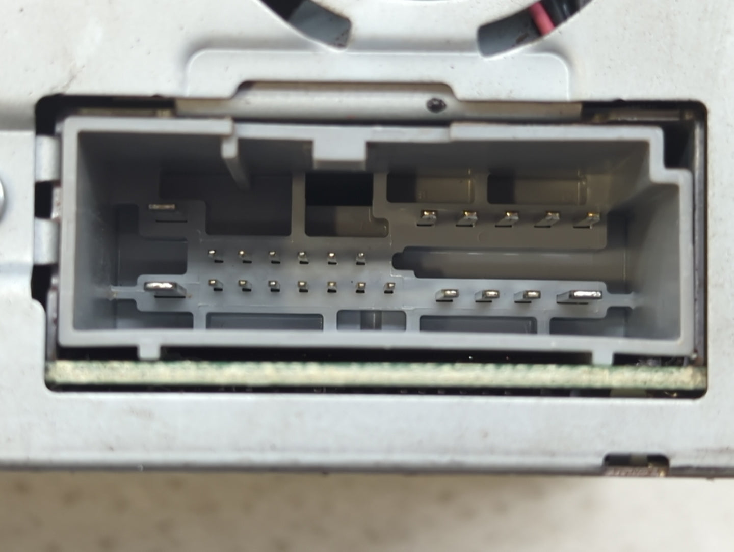 2007 Lincoln Mkz Radio AM FM Cd Player Receiver Replacement P/N:7H6T-18C815-AG DEH-MG2567ZF Fits OEM Used Auto Parts - Oemus