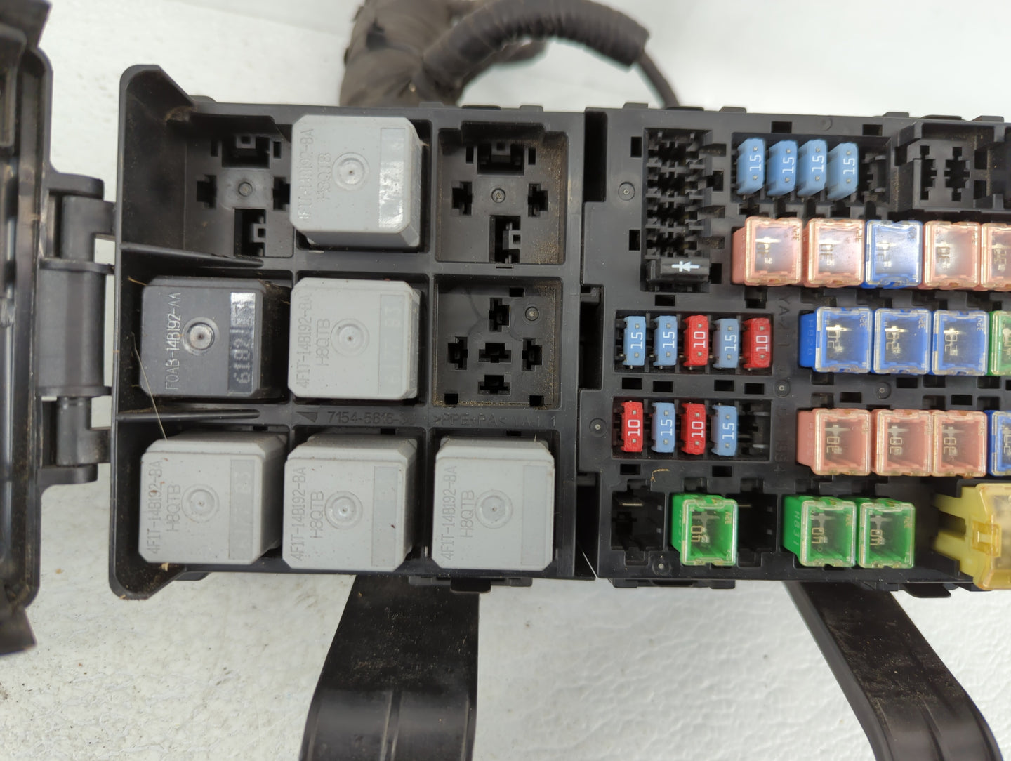 2007-2010 Lincoln Mkz Fusebox Fuse Box Panel Relay Module P/N:7H6T-14290-B AH6T-14290-B Fits Fits 2007 2008 2009 2010 OEM Us