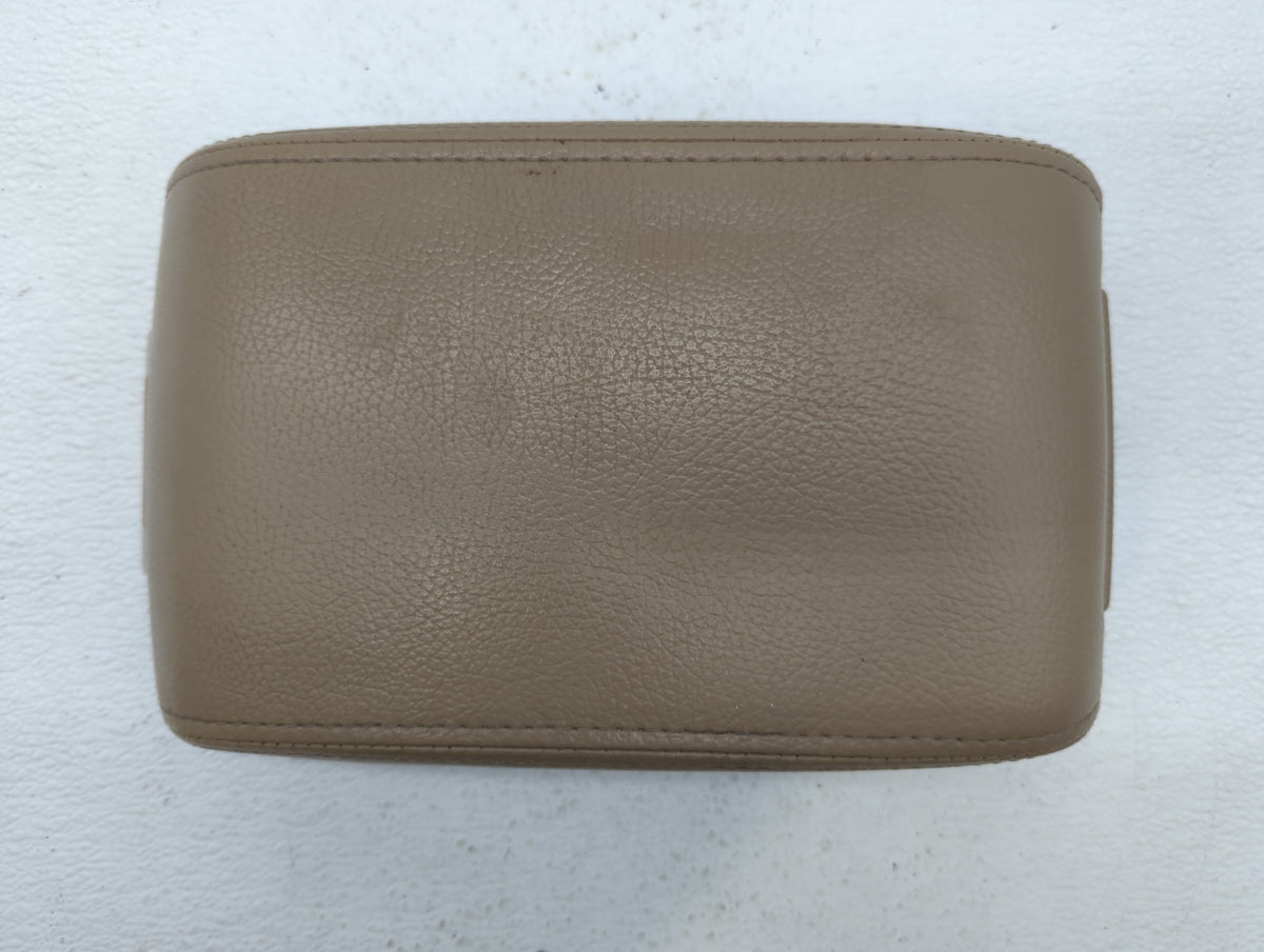 2007 Lincoln Mkz Center Console Armrest Cover Lid 548233 - Oemusedautoparts1.com