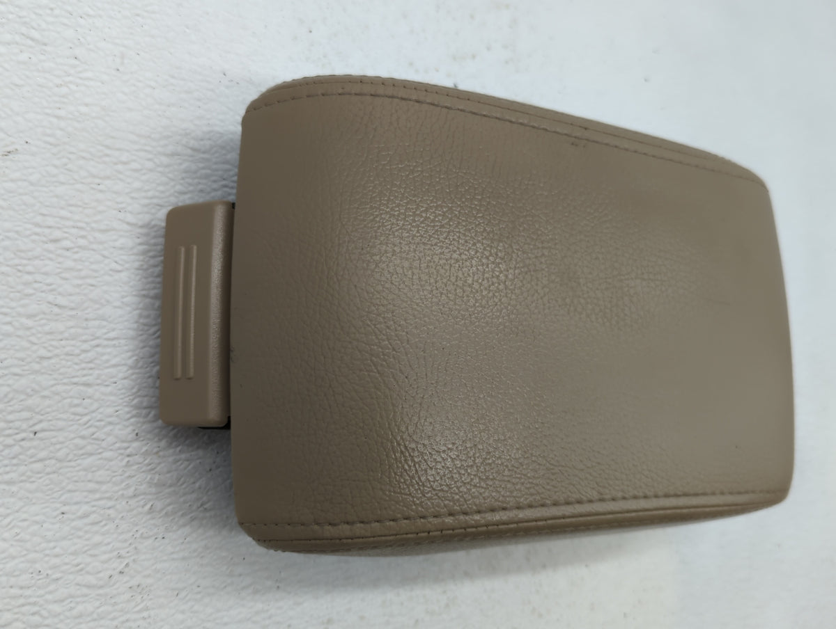2007 Lincoln Mkz Center Console Armrest Cover Lid 548233 - Oemusedautoparts1.com